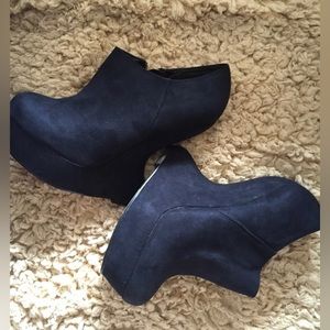 Lipsy London wedge boots 6